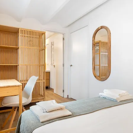 Flateli Pelayo H7 Apartament