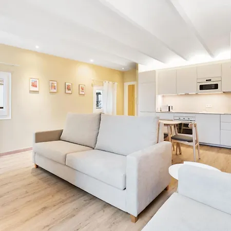 Flateli Pelayo H7 Apartament *