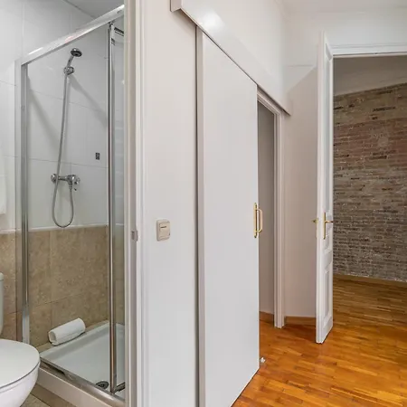 Apartamento U-nique Creu Coberta Ii Barcelona