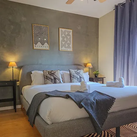 Villa Spanish Experience *