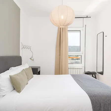 Bright With Amazing Views Apartment *
