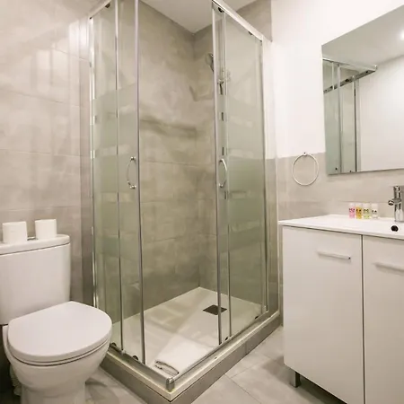 31ara1092- Newly Refurbished 2br Flat In The Gothi 公寓
