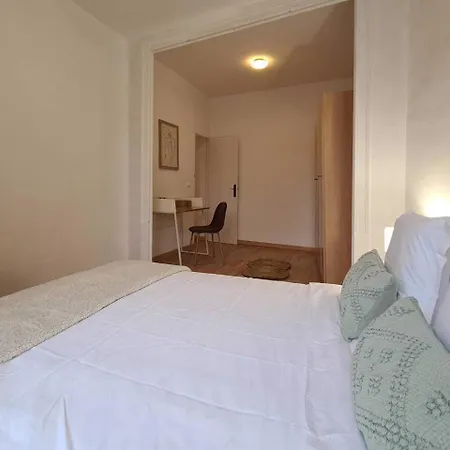 Апартаменты 21ara1085- Fabulous 4br In Ciutat Vella Барселона
