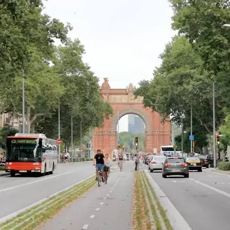 Canela Homes Arc De Triomf Apartment