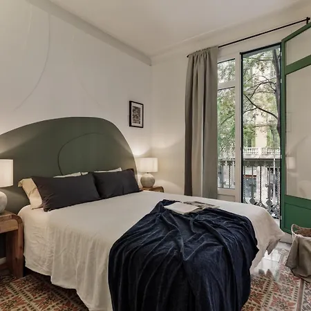 شقة Levia - 3 Bedrooms And Balcony In Eixample Esquerra *