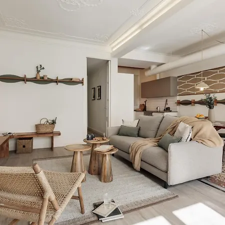 Levia - 3 Bedrooms And Balcony In Eixample Esquerra شقة