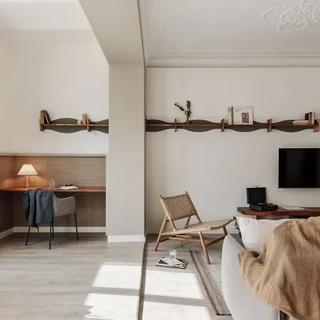 Levia - 3 Bedrooms And Balcony In Eixample Esquerra شقة