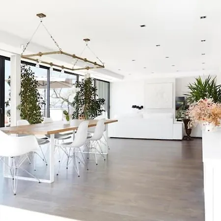 Villa Sunset Diseno Vista Impresionante Alta Capacidad Disfrutar En Familia Y Amigos Barselona