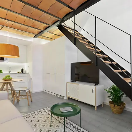 Friendly Parlament Apartment Barcelona