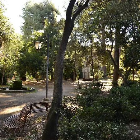 Residencia Salesiana Marti-codolar Гостевой дом 2*