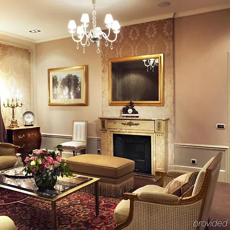 Hotel Acta Atrium Palace 4*