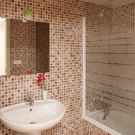 Mh Ramblas Apartament