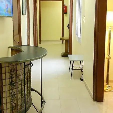 Capitol Ramblas Guest house 2*