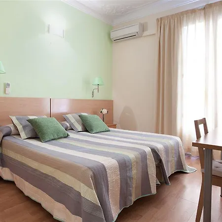 Auberge de jeunesse Felipe Ii *