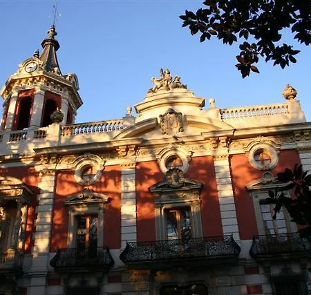 Residencia Salesiana Marti-codolar Барселона