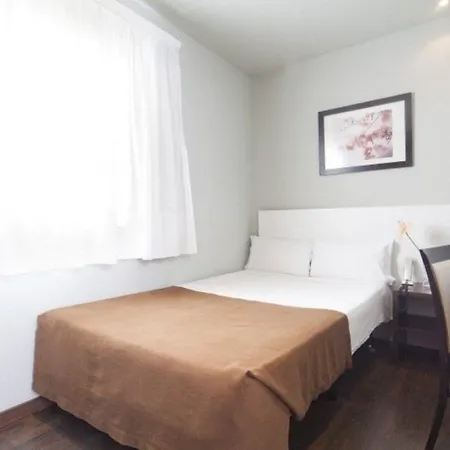 Acta Bcn 40 Hotell