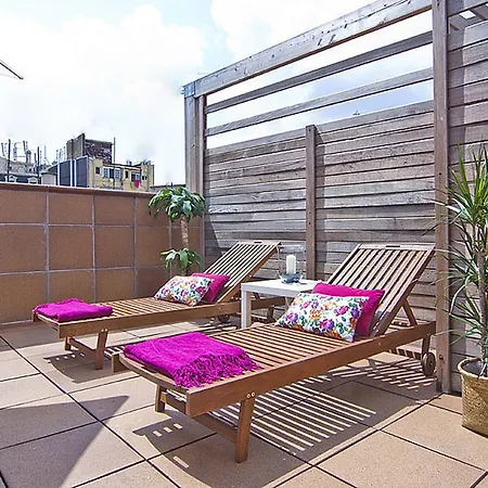 Apartment Rentals - Gracia Pool Center Barcelona