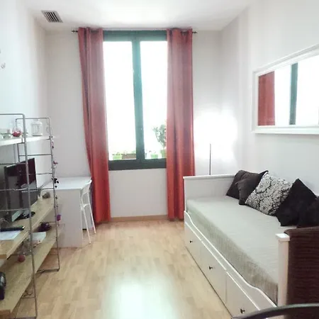 Carrer De La Riereta,15 Apartamento *