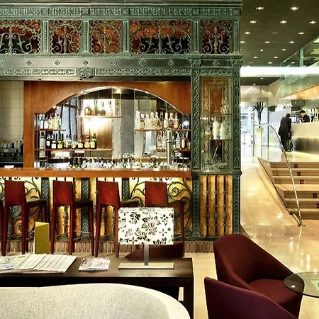 מלון Silken Ramblas