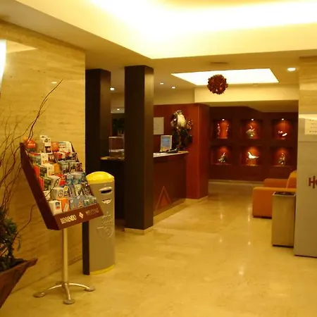 Catalonia Born Hotel 4*