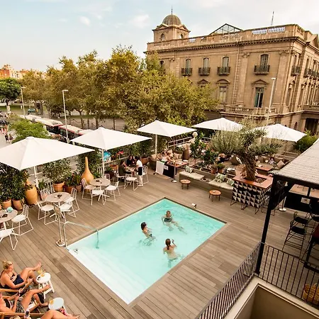 Hotel Oasis