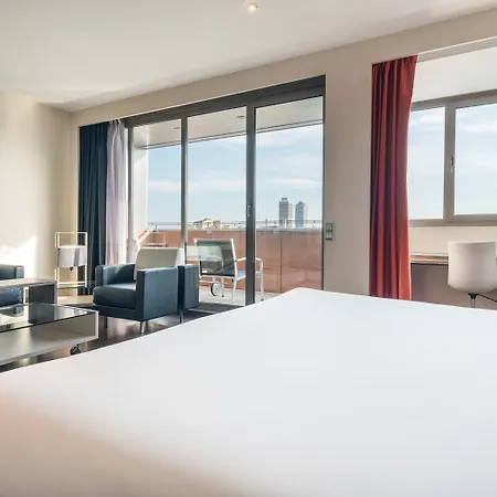 Ilunion Hotel
