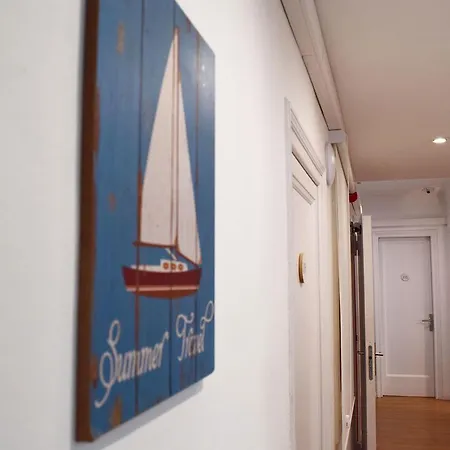 Bed & Breakfast Blue 2*