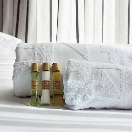 Eurostars Cristal Palace
