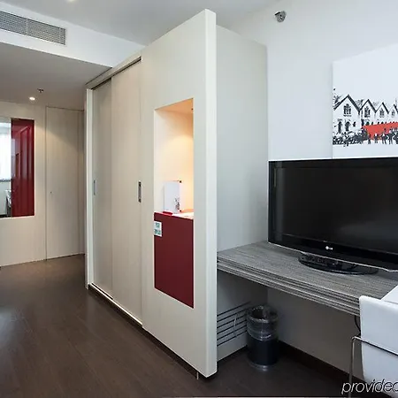 Ilunion Hotel 4*