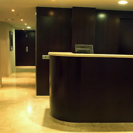 Acta Bcn 40 Hotell Barcelona