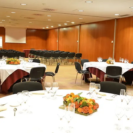 Hotel Acevi Villarroel 4*