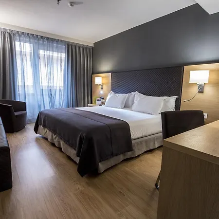 Silken Ramblas 4* ברצלונה