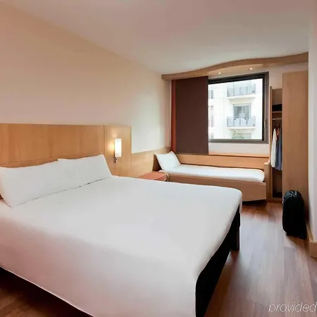 Ibis Centro 2* Барселона