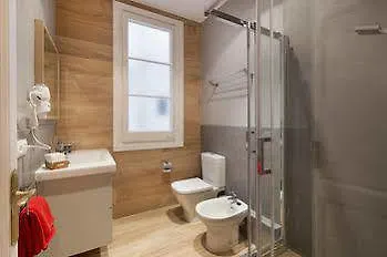 Nextdoor Miro 아파트 *