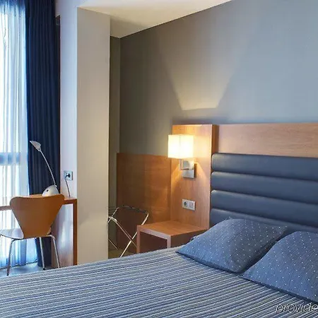 Hotel Century 3*