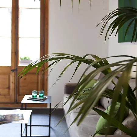 No 9 The Streets Apartment *