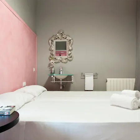 Ella 2* Barcelona