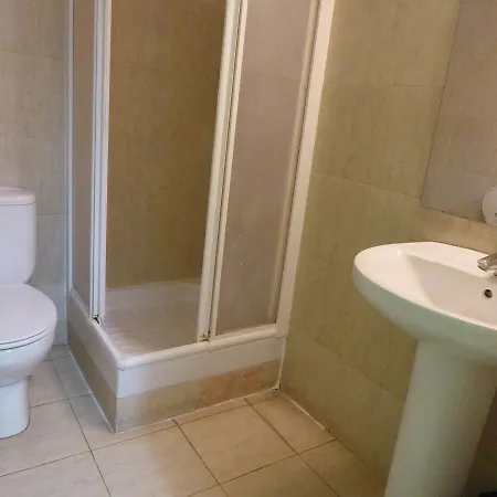 Residencia Universitaria San Marius- Diagonal * Barcelona