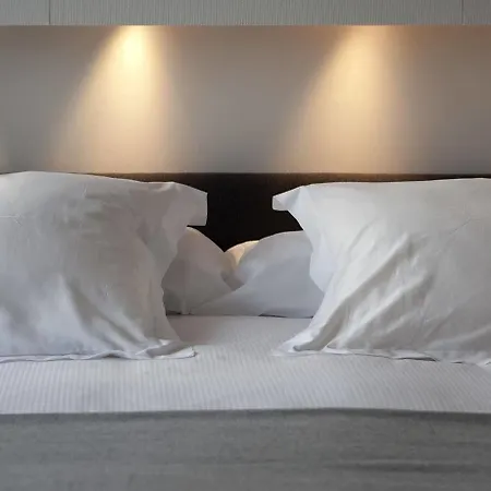 Sixtytwo Hotel 4*