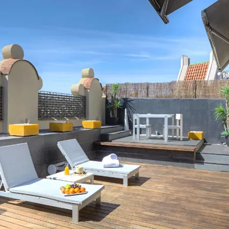 Hotel Sixtytwo