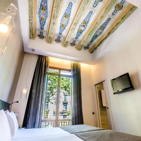 Hotel Exe Ramblas Boqueria 3*