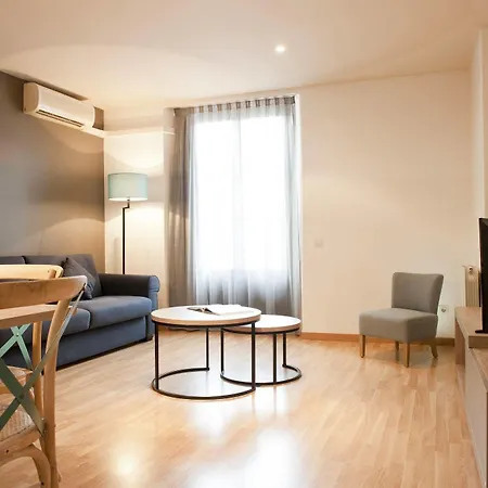 Mh Ramblas Apartament *