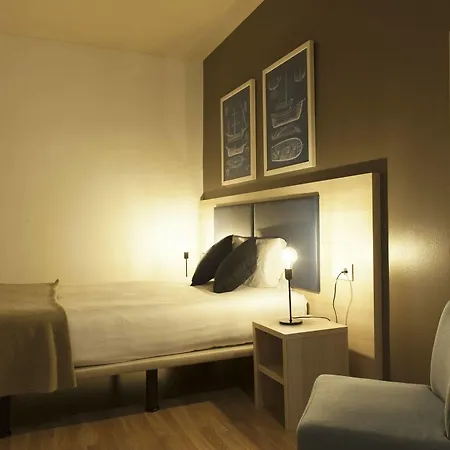 Mh Ramblas Apartament *