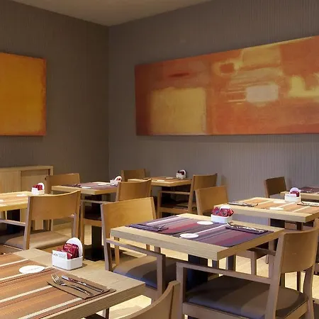 巴塞罗那安比特酒店 酒店