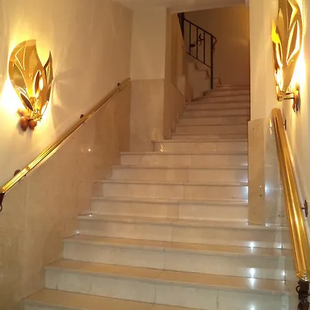 Adagio Hotel