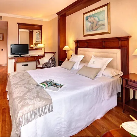 Apartaments-hotel Hispanos 7 Suiza Apartahotel Barcelona