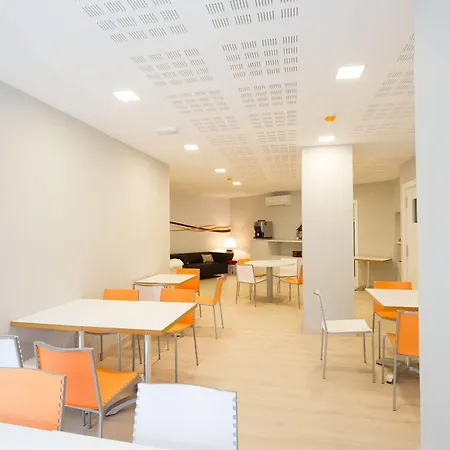 Aslyp 114 Vendégház Barcelona