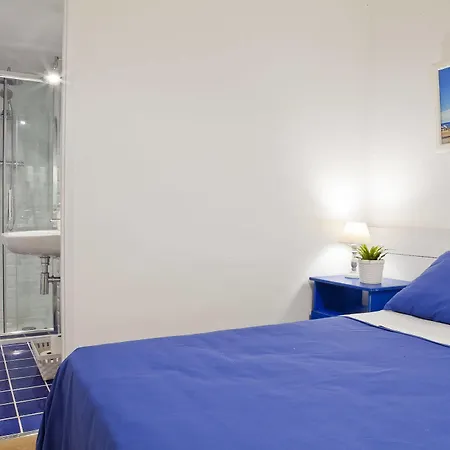Bed & Breakfast Blue 2*