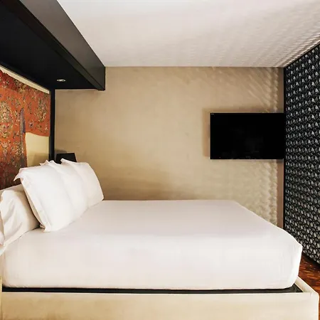 Hotel Claris & Spa Gl, A Small Luxury Of The World