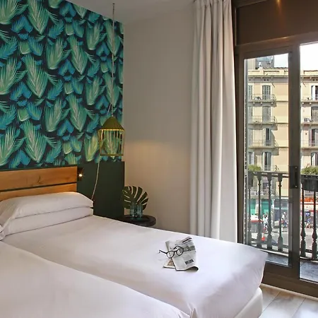 Chic & Basic Lemon Boutique Hotel
